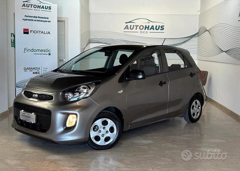 Usata Kia Picanto 66 CV (48 kW) 2015 Grigio Utilitaria