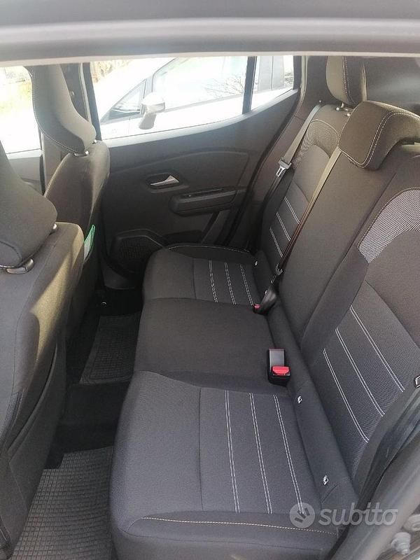 Usata Dacia Sandero Expression 100 CV (73 kW) 2022 Nero Berlina