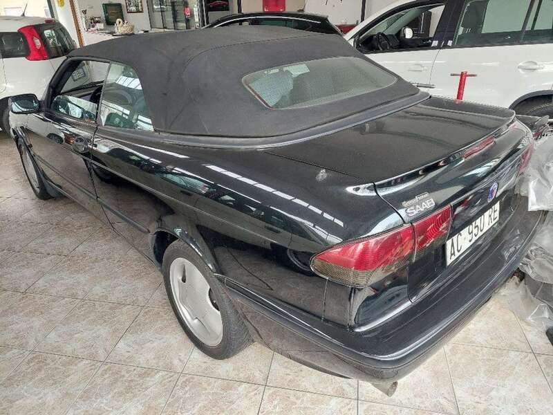 Usata Saab 900 Cabriolet 185 CV (136 kW) 1995 Nero Cabrio