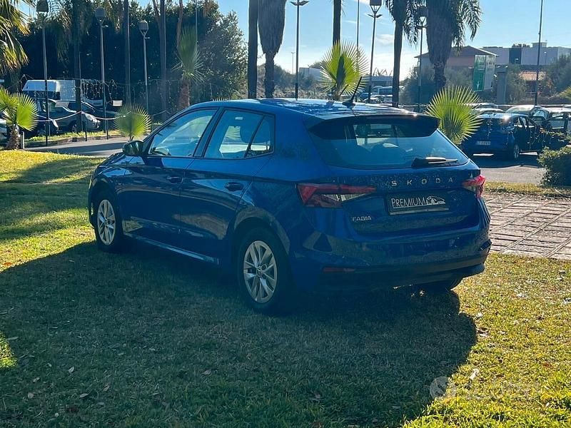 Usata Skoda Fabia Selection 80 CV (58 kW) 2024 Blu Berlina