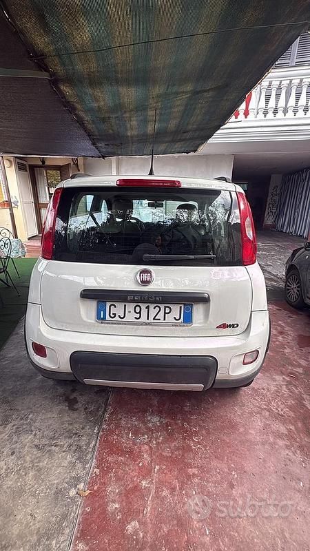 Usata Fiat Panda 4x4 95 CV (69 kW) 2017 Bianco Utilitaria