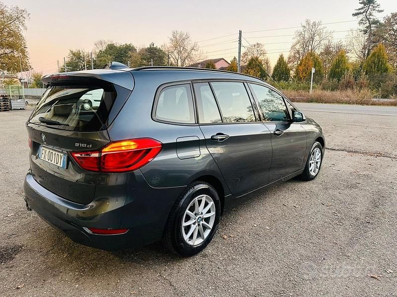 Usata BMW 216 Gran Tourer Luxury Line 116 CV (85 kW) 2019 Grigio Monovolume