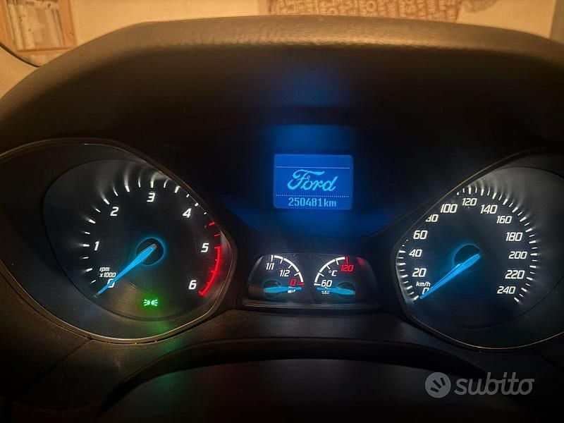 Usata Ford Focus 115 CV (84 kW) 2013 Station wagon