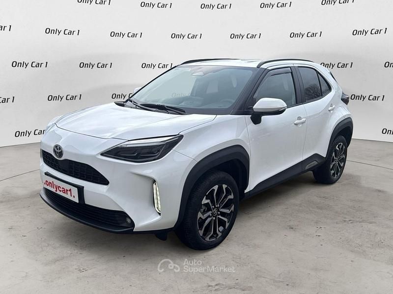 Usata Toyota Yaris Cross Trend 116 CV (85 kW) 2025 Bianco SUV
