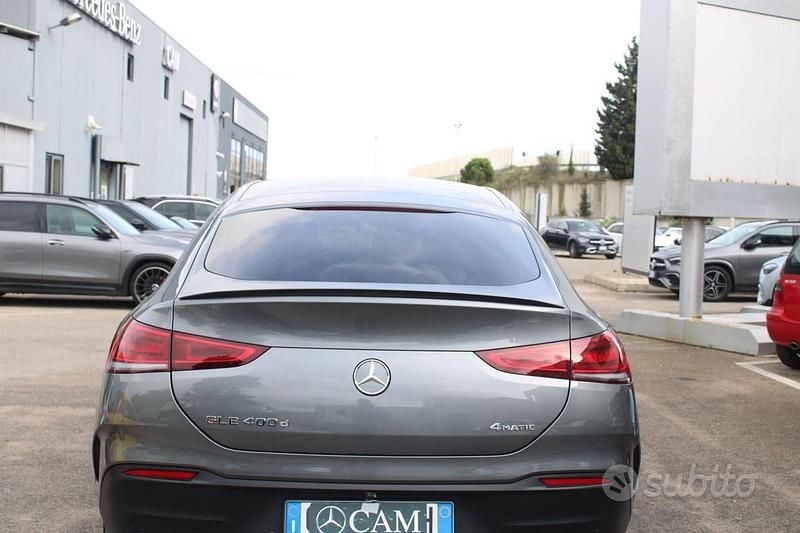 Usado Mercedes GLE400 330 CV (242 kW) 2022 Gris Coupe