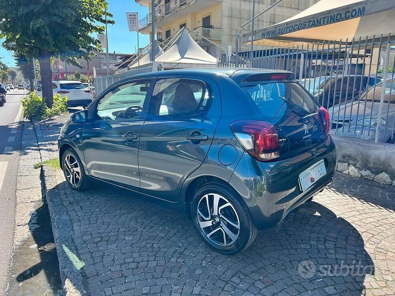 Usata Peugeot 108 Allure 72 CV (52 kW) 2021 Grigio Berlina
