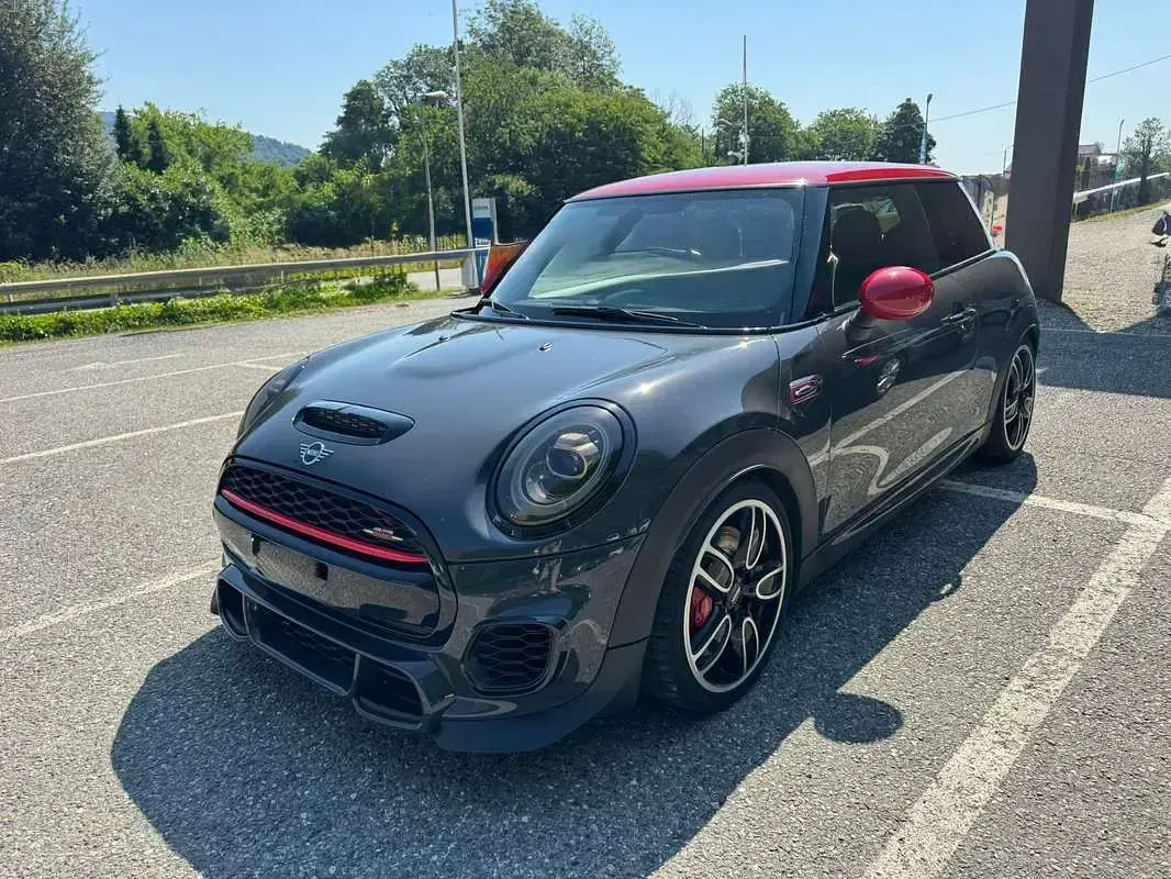 Usata Mini John Cooper Works 231 CV (169 kW) 2019 Grigio Utilitaria