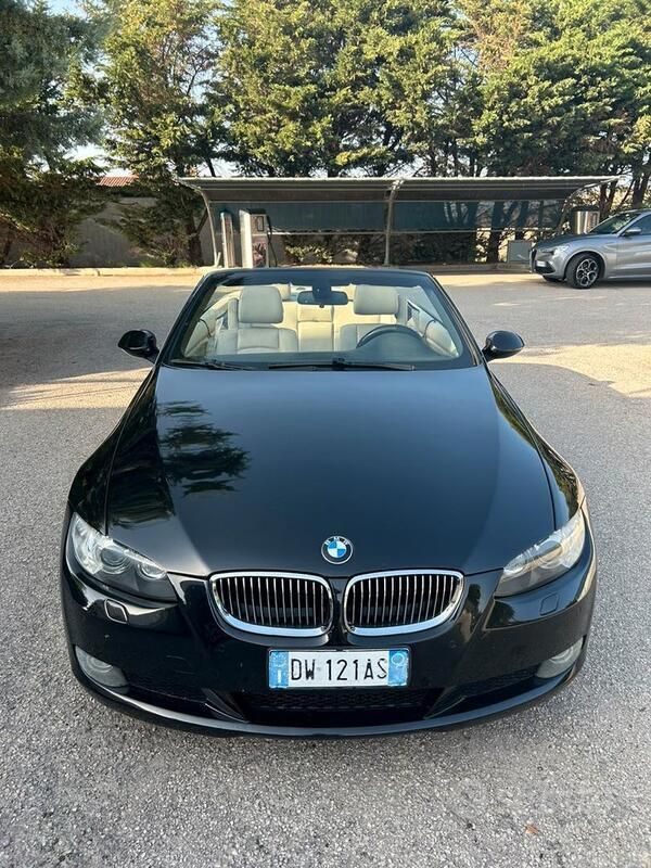 Usata 2009 BMW 320 Cabriolet Cabrio | 7300 € (Buon prezzo) - Immagine 1/4