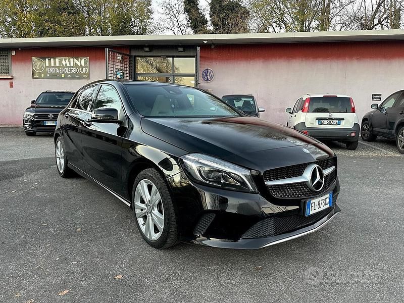 Usata Mercedes A200 Sport Edition 136 CV (100 kW) 2017 Nero Berlina