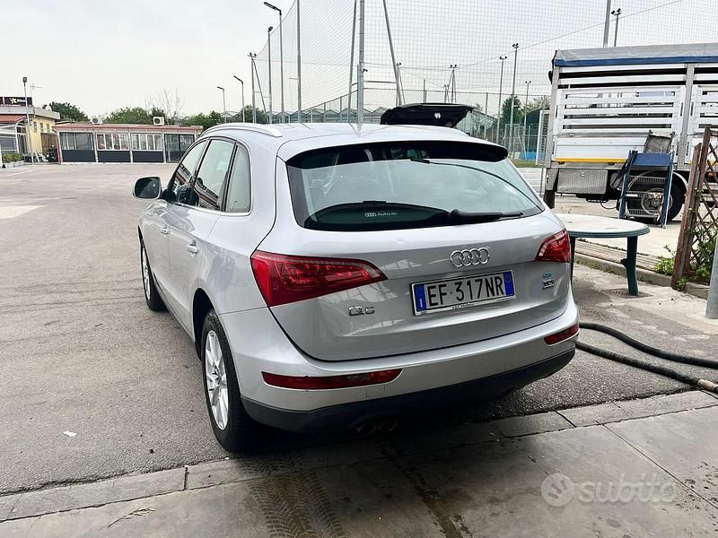 Usata Audi Q5 143 CV (105 kW) 2010 Grigio SUV