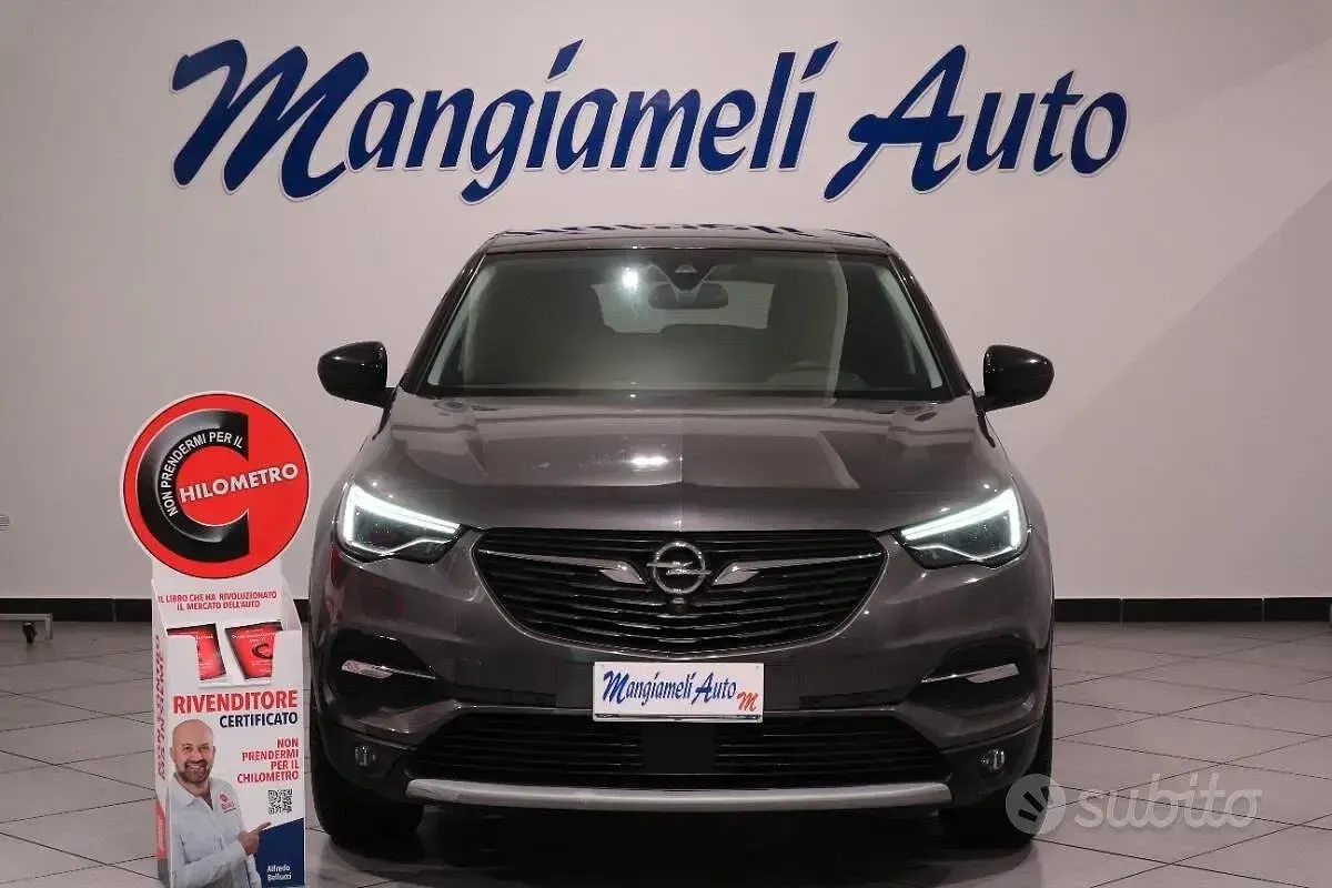 Usata Opel Grandland X Ultimate 130 CV (95 kW) 2019 Grigio SUV