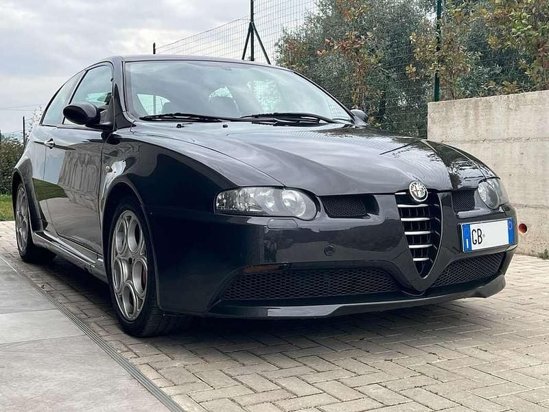 Usata Alfa Romeo 147 GTA 252 CV (185 kW) 2003 Nero Utilitaria