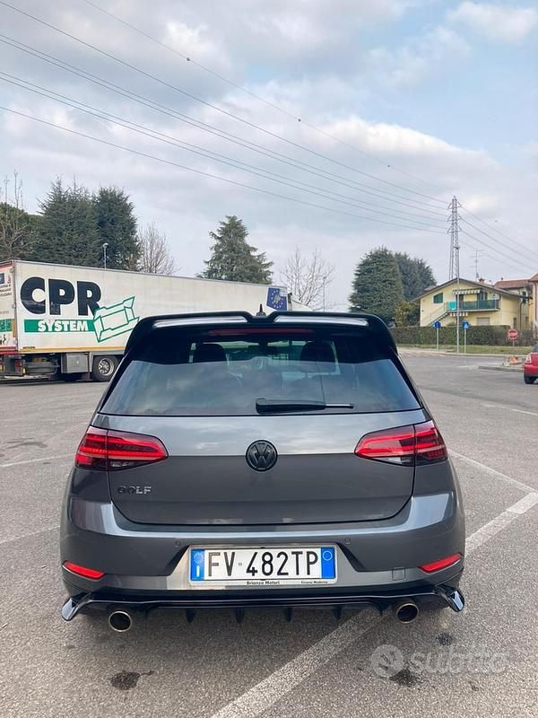 Usata VW Golf VII Highline 150 CV (110 kW) 2019 Grigio Berlina