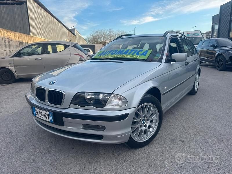 Usata BMW 318 Efficient Dynamics 118 CV (86 kW) 2000 Grigio Station wagon