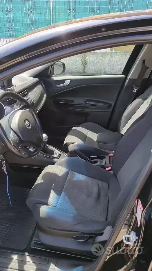Usata Alfa Romeo Giulietta 105 CV (77 kW) 2012 Nero Utilitaria