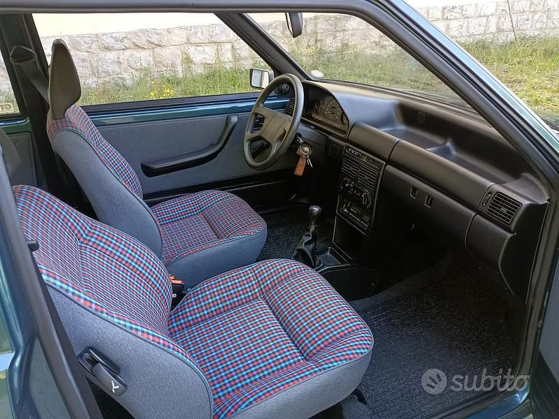 Usata Fiat Tipo 45 CV (33 kW) 1993 Utilitaria