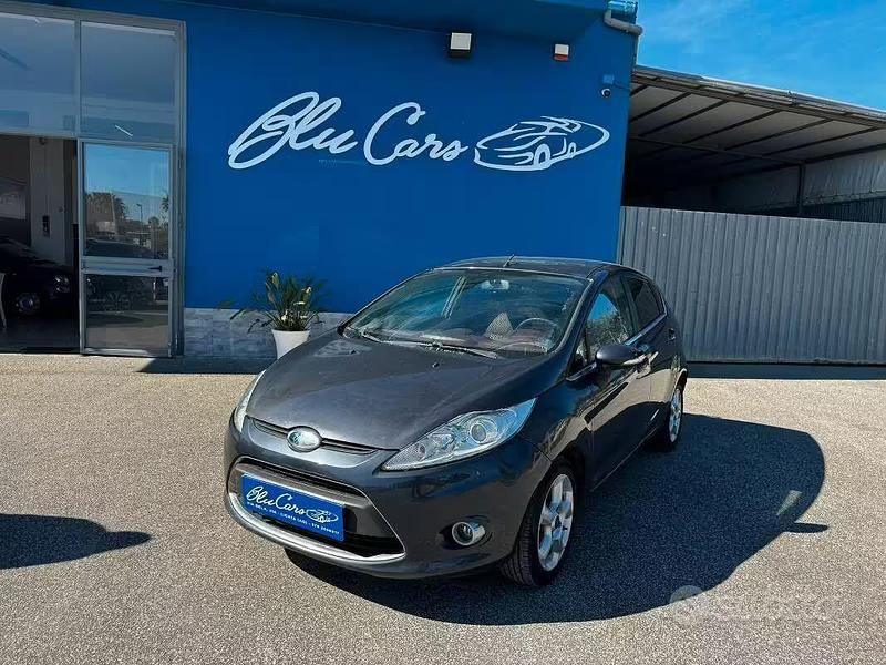 Usata Ford Fiesta Titanium 2010 Utilitaria