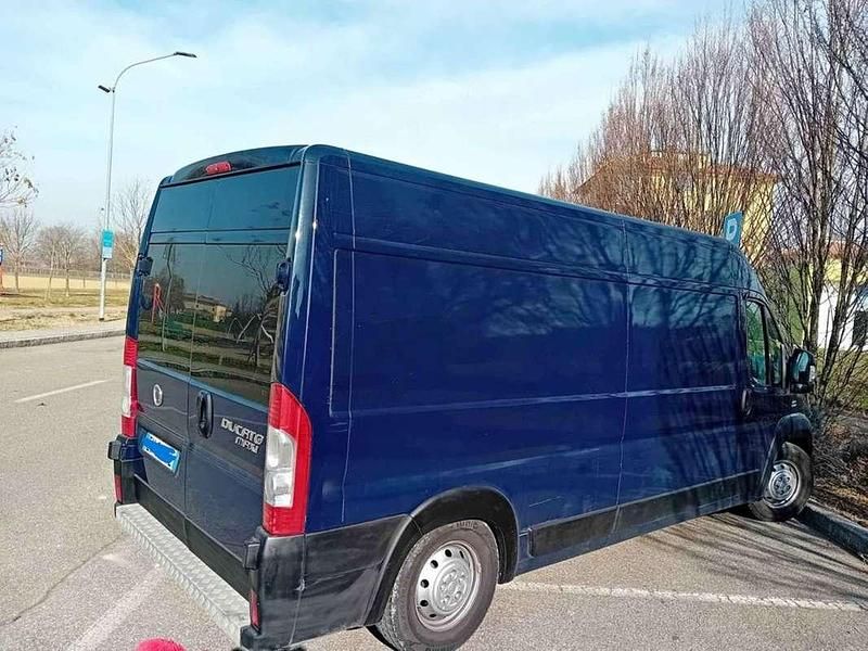 Usata Fiat Ducato 131 CV (96 kW) 2014 Blu/azzurro Furgone