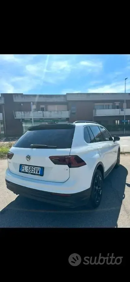 Usata VW Tiguan 116 CV (85 kW) 2017 Bianco SUV