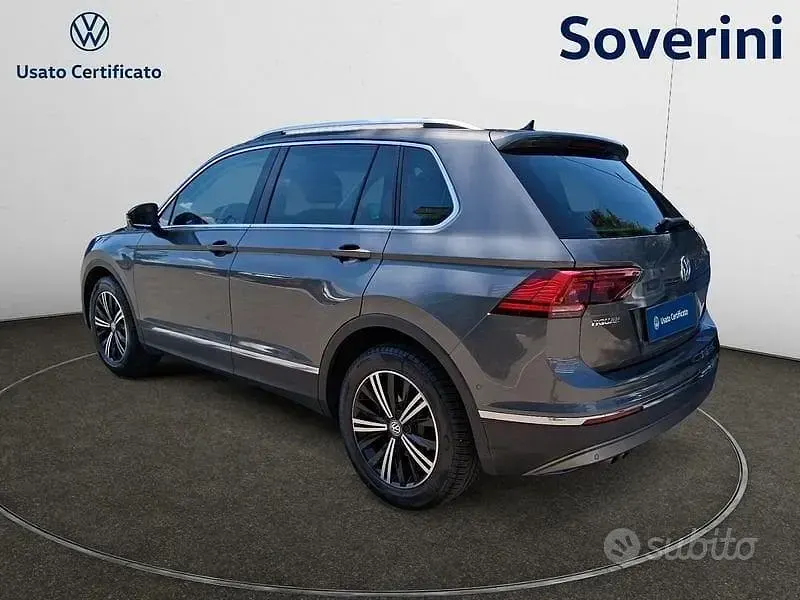 Usata VW Tiguan Advance 150 CV (110 kW) 2019 Grigio scuro SUV
