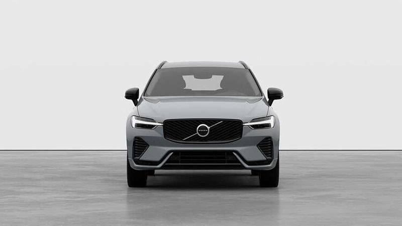 Nuova Volvo XC60 Plus 250 CV (183 kW) 2026 Vapour grey SUV