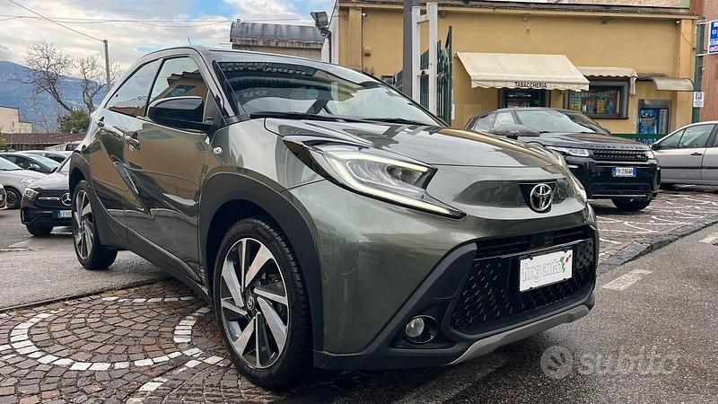 Usata Toyota Aygo X Lounge 72 CV (52 kW) 2022 Verde SUV