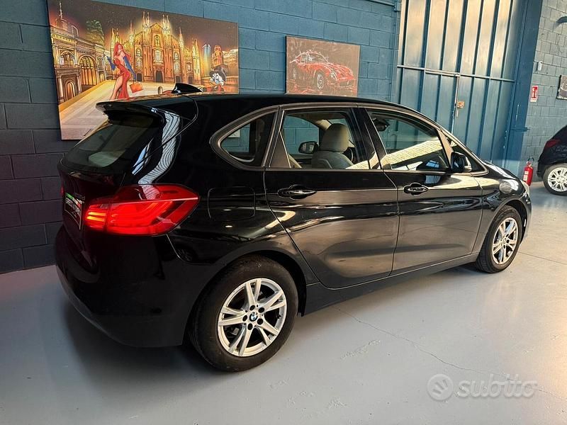 Usata BMW 218 Active Tourer 150 CV (110 kW) 2016 Nero Monovolume