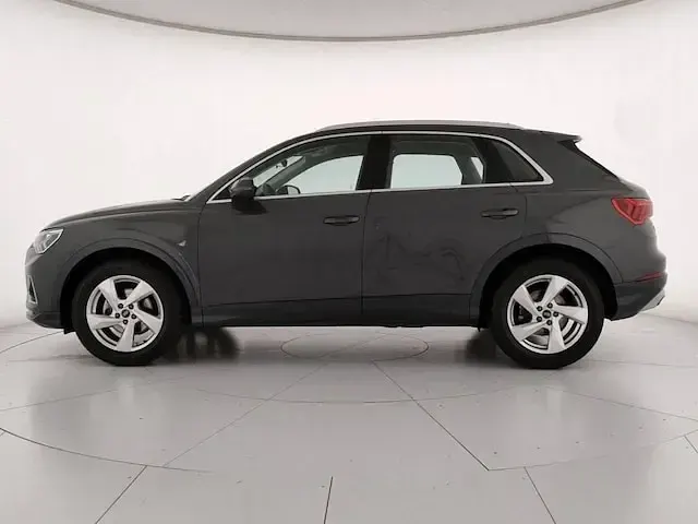 Usata Audi Q3 Advanced Plus 150 CV (110 kW) 2023 Grigio atomico metallizzato SUV