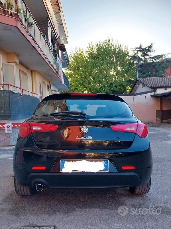 Usata Alfa Romeo Giulietta 105 CV (77 kW) 2014 Nero Utilitaria