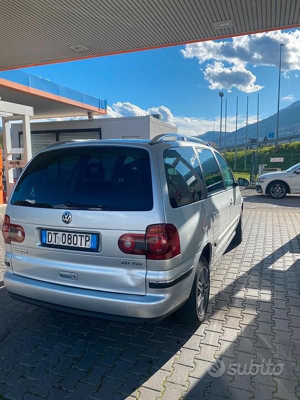 Usata VW Sharan Comfortline 140 CV (102 kW) 2008 Monovolume