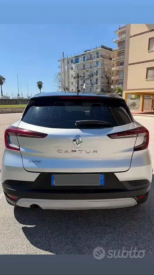Usata Renault Captur 116 CV (85 kW) 2020 SUV