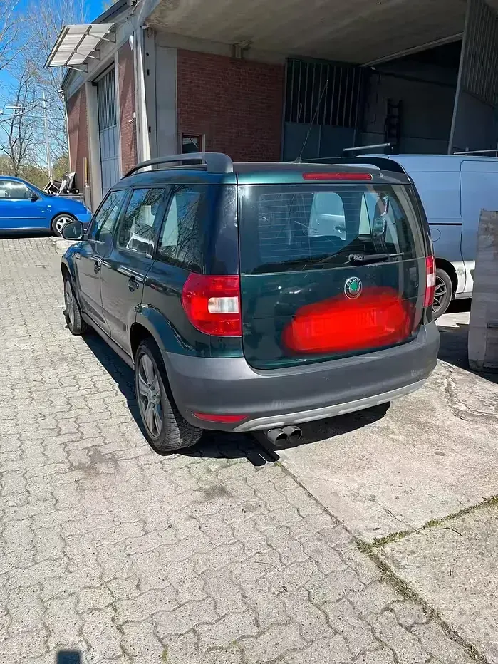 Usata Skoda Yeti 250 CV (183 kW) 2010 Verde SUV