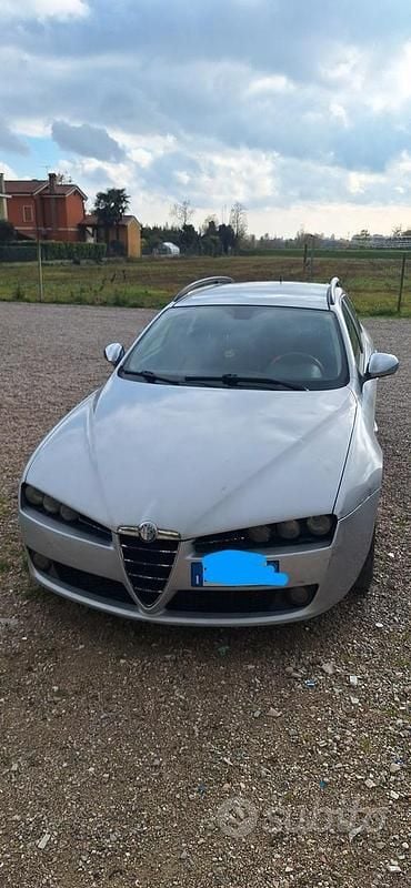 Grigio Usata 2007 Alfa Romeo 159 Station wagon | 1050 € - Immagine 1/4