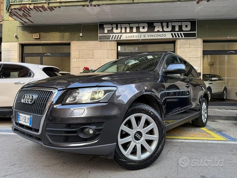 Usata Audi Q5 143 CV (105 kW) 2011 Grigio SUV