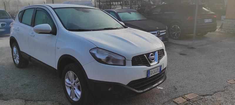 Usata Nissan Qashqai Acenta 110 CV (80 kW) 2010 Bianco SUV