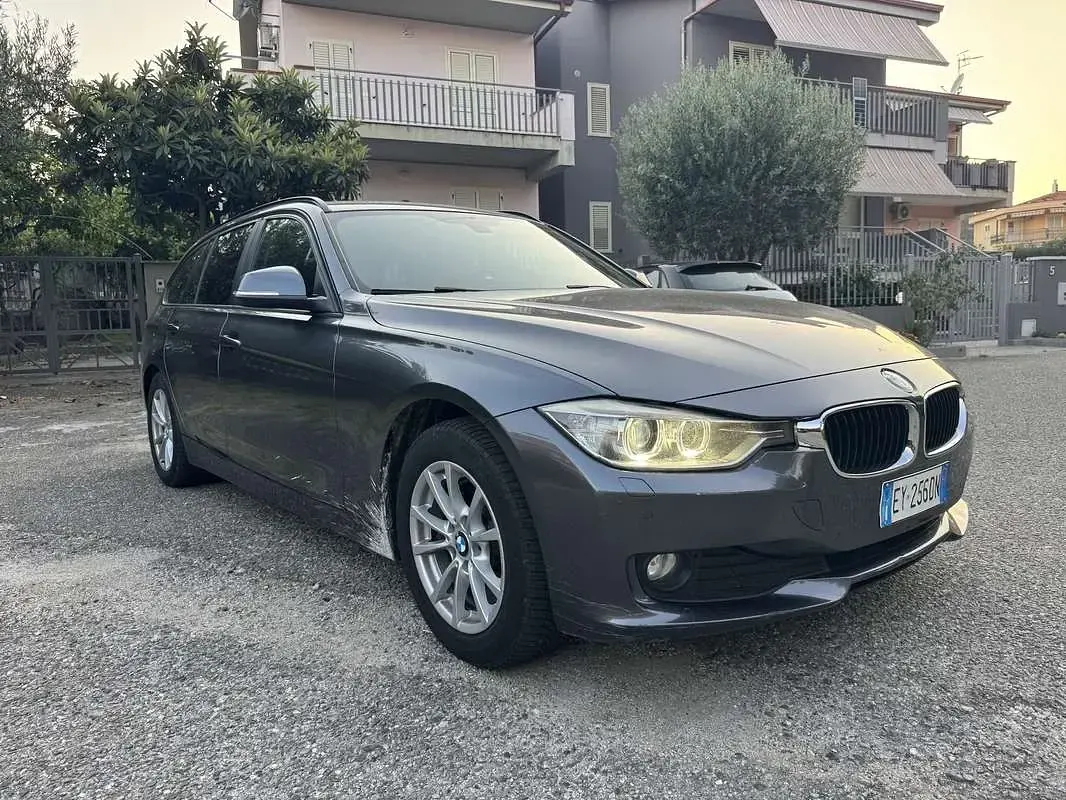 Usata BMW 316 Comfort Edition 116 CV (85 kW) 2013 Grigio Station wagon