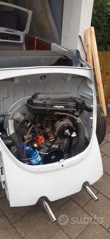 Bianco Usata 1970 VW Maggiolino Cabrio | 5000 € - Immagine 1/4