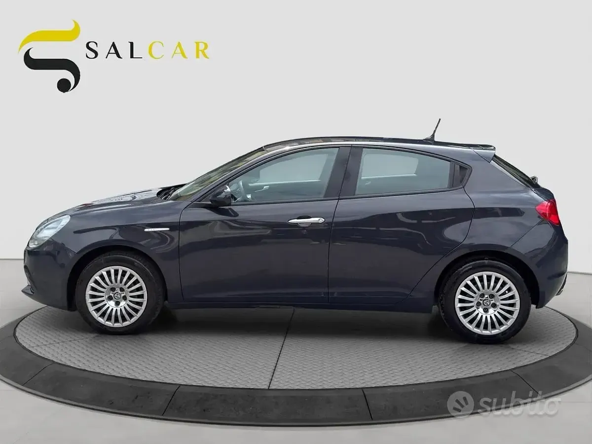 Usata Alfa Romeo Giulietta 120 CV (88 kW) 2018 Blu Utilitaria
