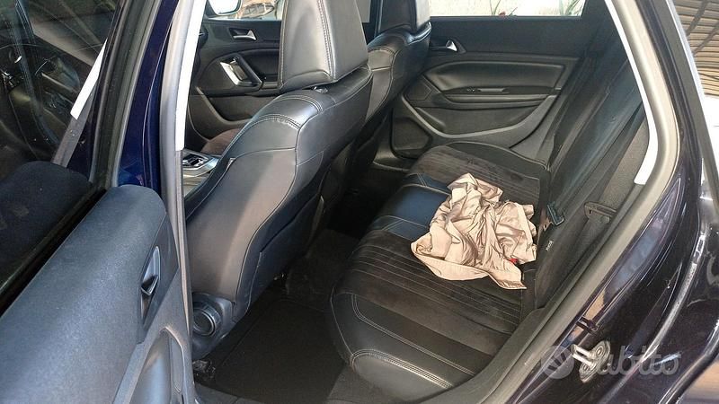 Usata Peugeot 308 SW Allure 2015 Blu Station wagon