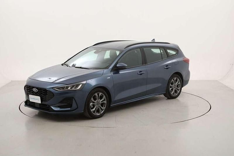 Blu Usata 2023 Ford Focus ST-Line Station wagon | 14.190 € (Super prezzo) - Immagine 1/4