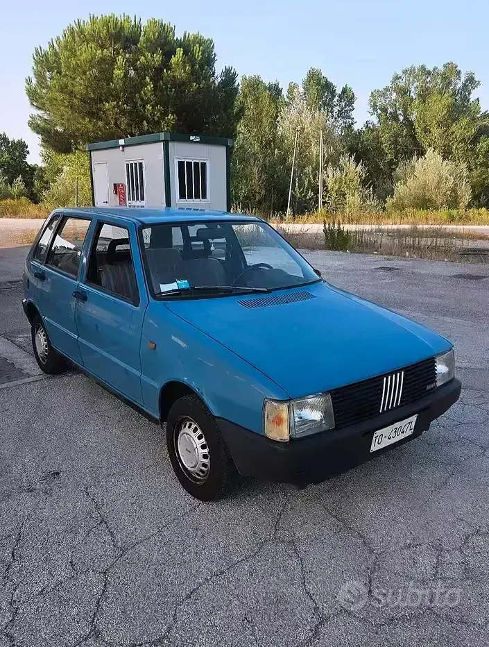Usata Fiat Uno 45 CV (33 kW) 1984 Bluazzurro Utilitaria