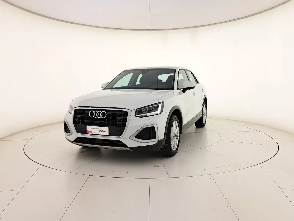 Usata Audi Q2 Admired 2023 Bianco ghiacciaio metallizzato SUV