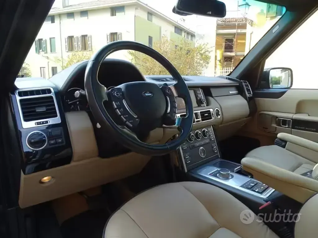 Usata Land Rover Range Rover HSE 313 CV (230 kW) 2012 Nero SUV