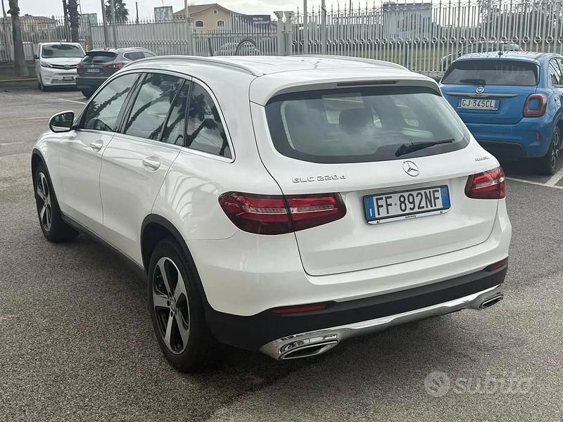 Usata Mercedes GLC220 170 CV (125 kW) 2016 Bianco SUV