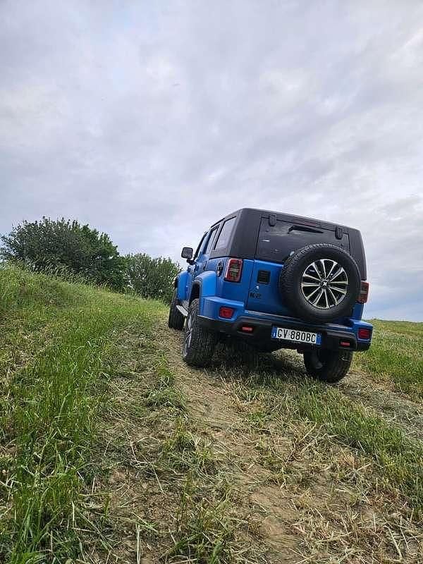 Usata ICH-X K2 162 CV (119 kW) 2024 Blu/azzurro SUV