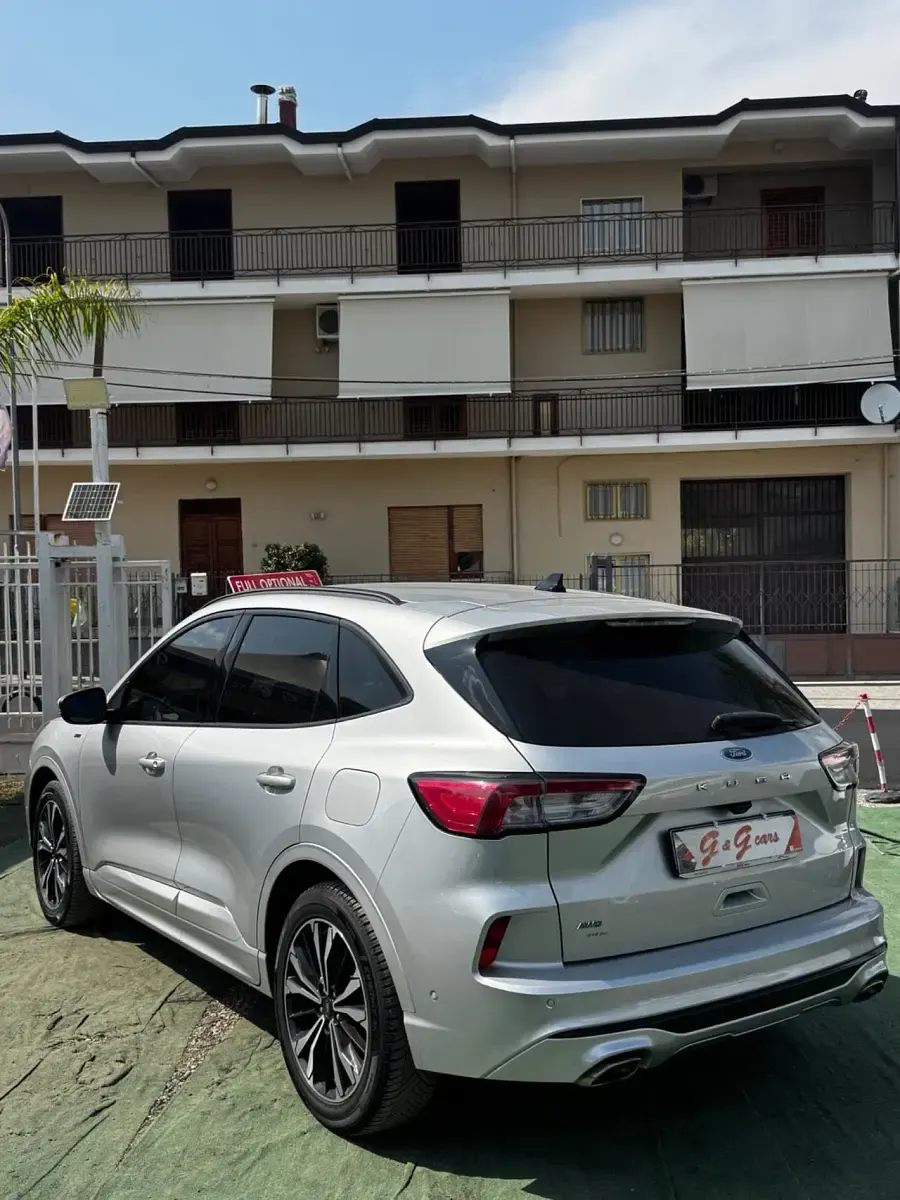 Usata Ford Kuga ST-Line X 190 CV (139 kW) 2020 Argento SUV