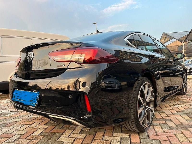 Usata Opel Insignia 210 CV (154 kW) 2019 Nero Berlina