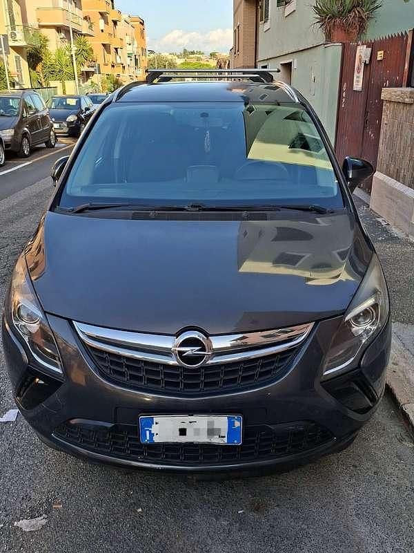 Usata 2013 Opel Zafira Tourer Cosmo Monovolume | 6500 € (Ottimo prezzo) - Immagine 1/4