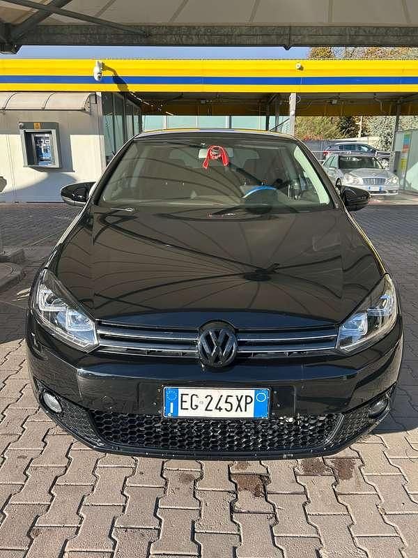 Nero Usata 2011 VW Golf VI Comfortline Tre volumi | 10.000 € (Cara) - Immagine 1/4