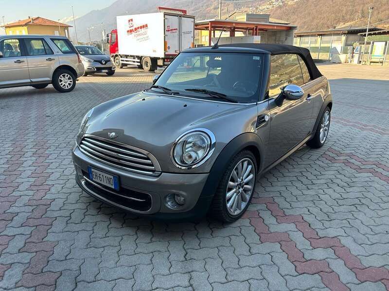 Usata 2011 Mini Cooper D Cabriolet Cabrio | 8500 € - Immagine 1/4